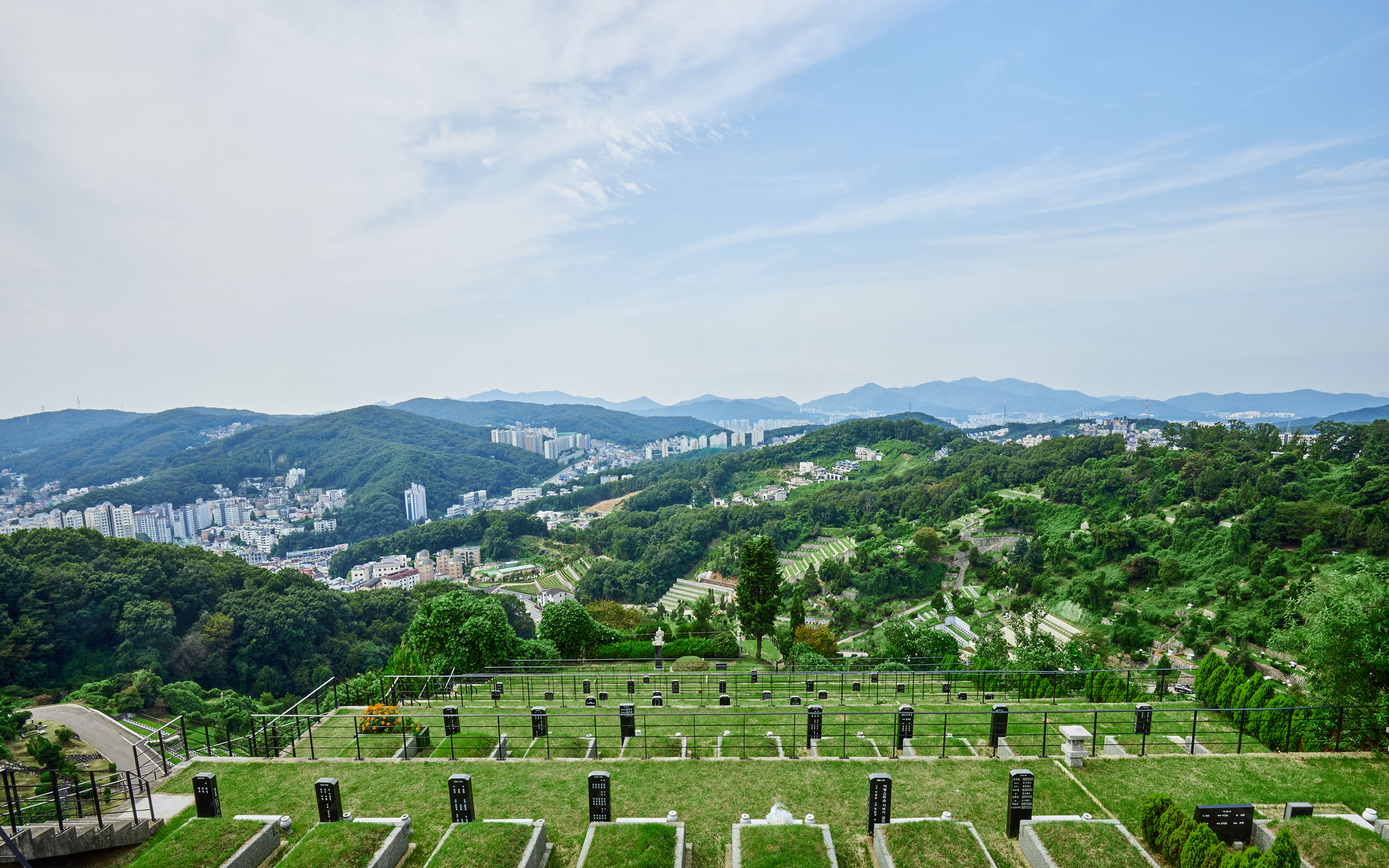 재단전경